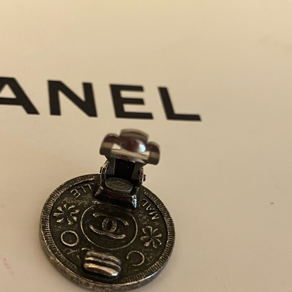 Chanel earrings RARE - Picture 4 of 6
